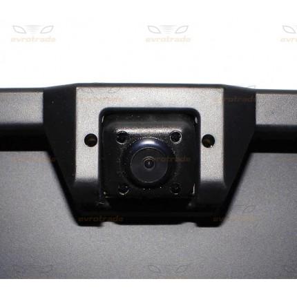 Автомобильная камера заднего вида SVS C004L рамка