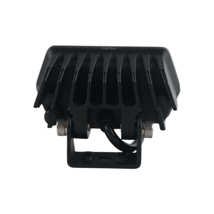 Светодиодная LED фара дальнего света SPOT W0715F-P7 15Вт Osram 3×5Вт 85×45×50 мм (03688)