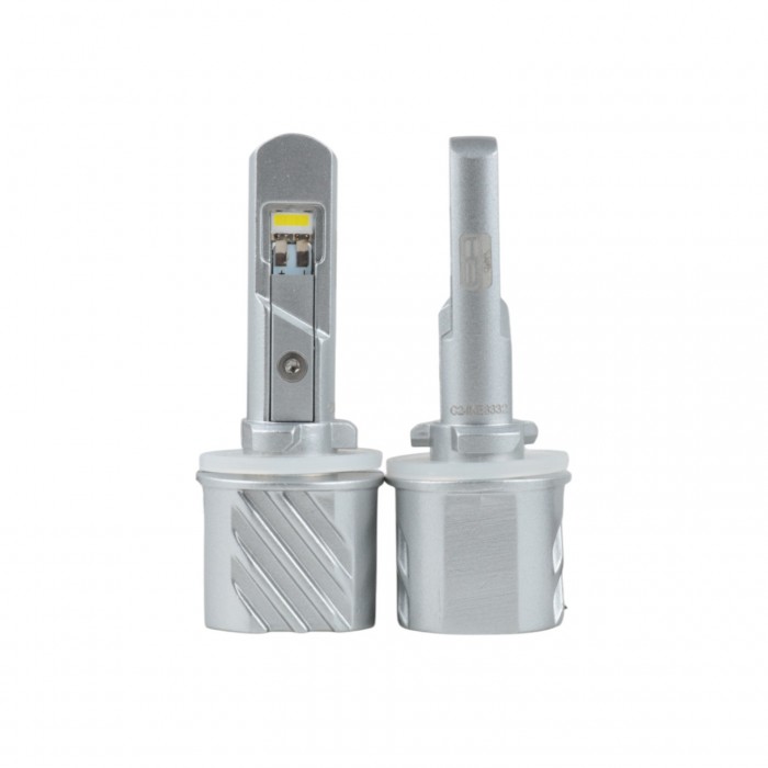 Светодиодные лампы H27 EA Light X E3 6000Lm 5000K 9-32V CSP 2 шт