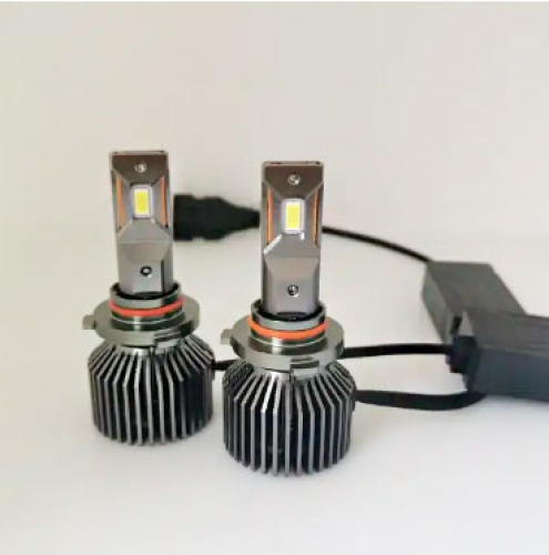 Комплект LED ламп EA Light X X10 H4 5000 K 11000 Lm